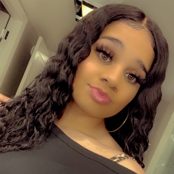 Custom glueless wig - Picture 6 of 15